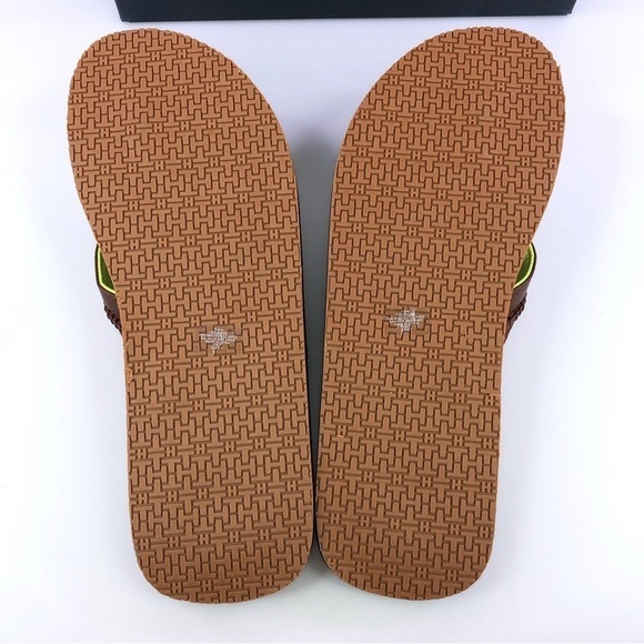 Tommy Hilfiger Dembo Mens Flip Flop Sandals Size 13 Brown Stylish & Comfortable - Picture 8 of 8